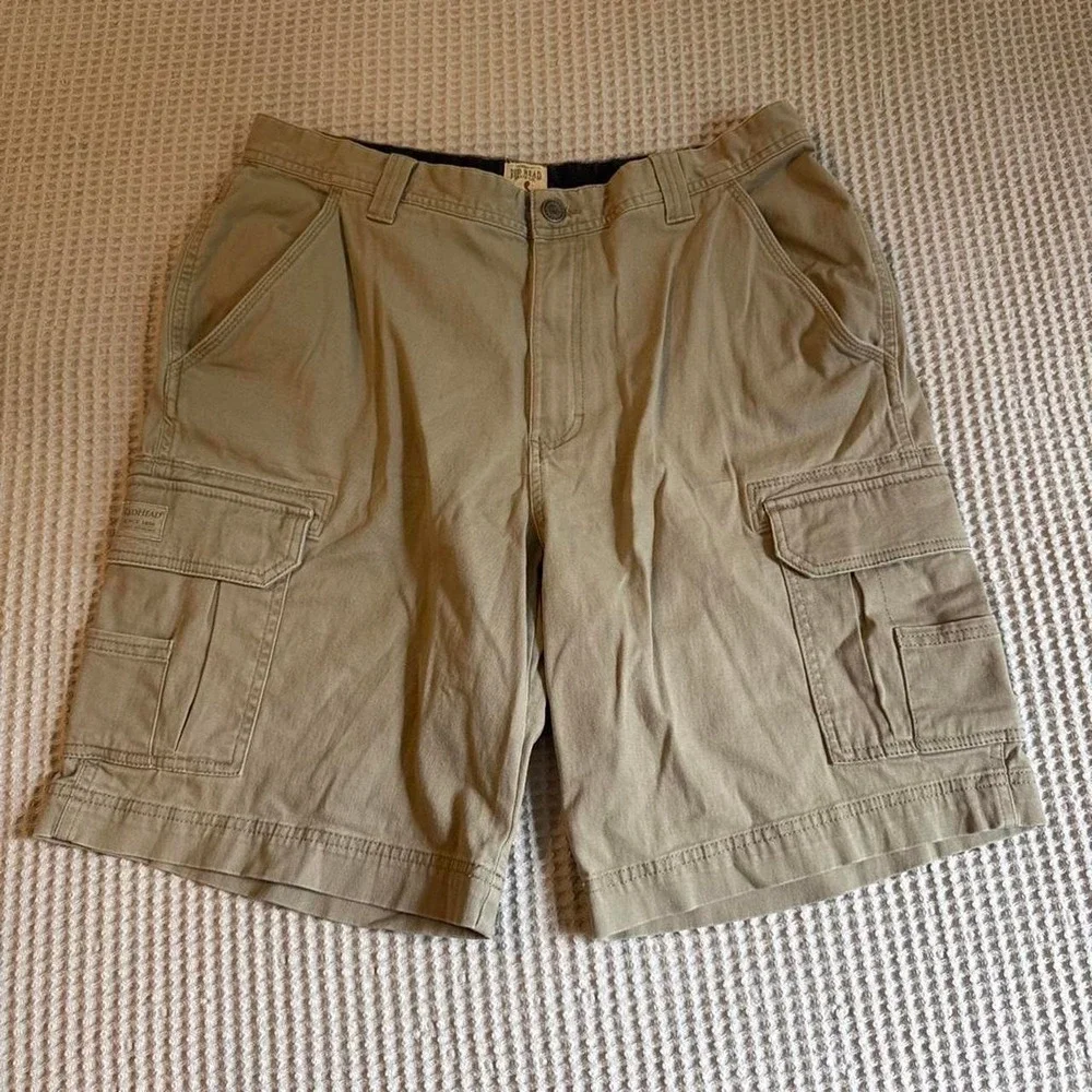 Red Head tan cargo shorts size 34
